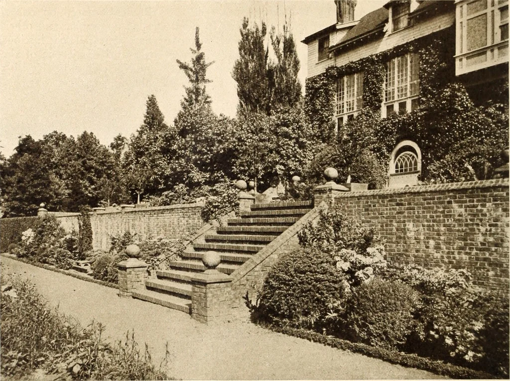An illustration from American homes and gardens, 1905, leaf 179
