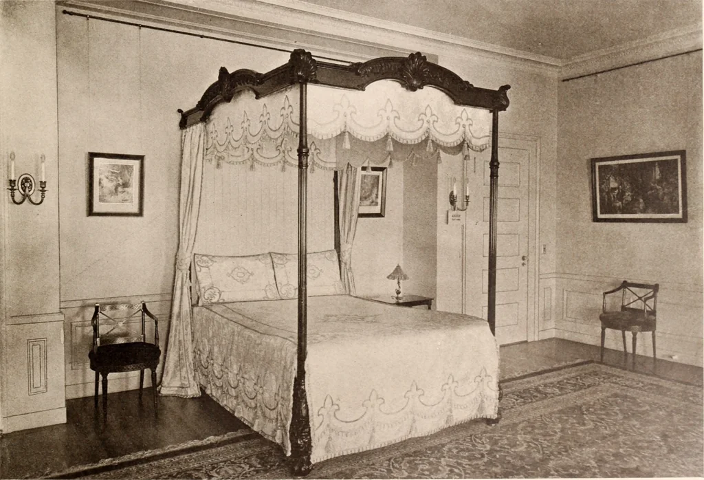An illustration from American homes and gardens, 1905, leaf 242