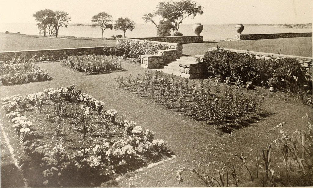 An illustration from American homes and gardens, 1905, leaf 243