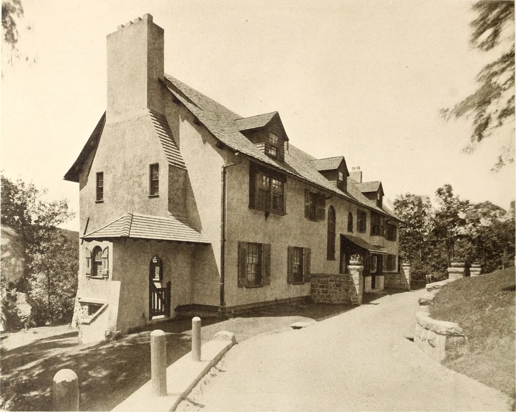 An illustration from American homes and gardens, 1905, leaf 25