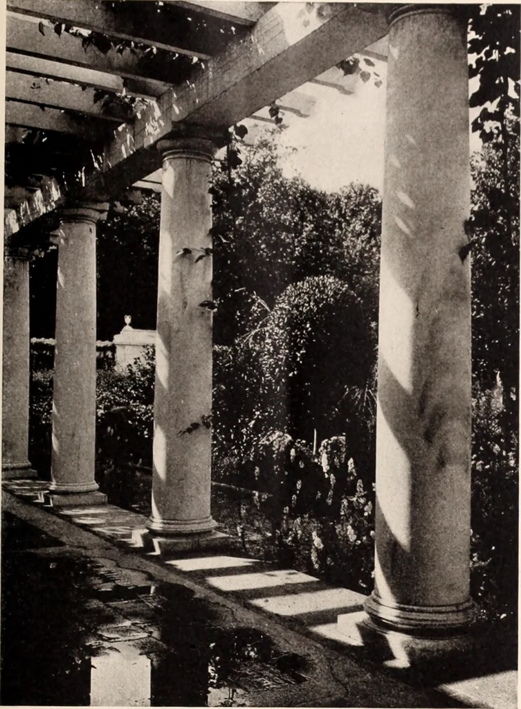 An illustration from American homes and gardens, 1905, leaf 338