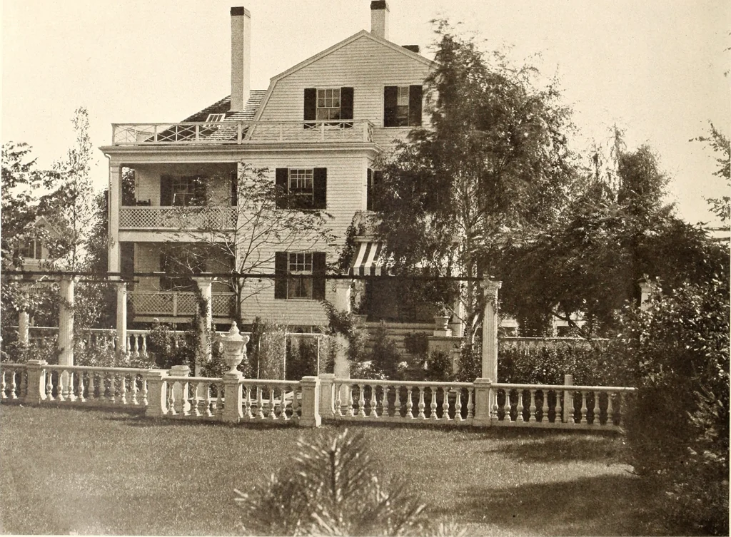 An illustration from American homes and gardens, 1905, leaf 35