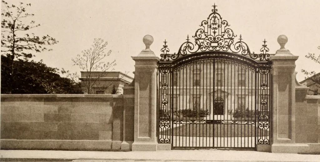 An illustration from American homes and gardens, 1905, leaf 96