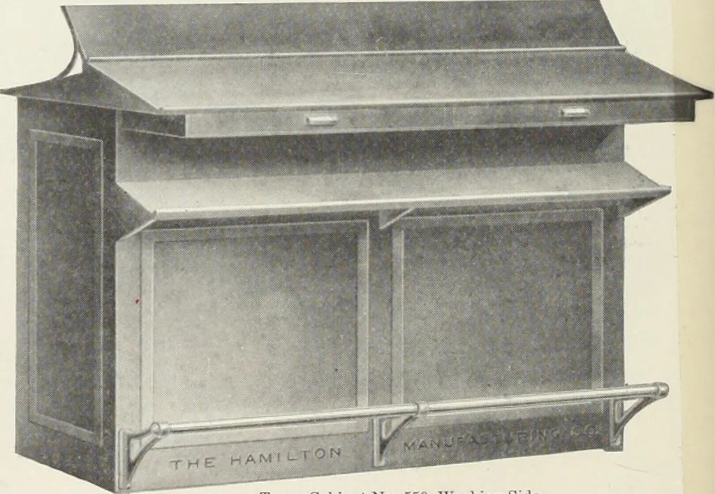 An illustration from American specimen book of type styles : complete catalogue of printing machinery and printing supplies, 1912, 1912, leaf 1315