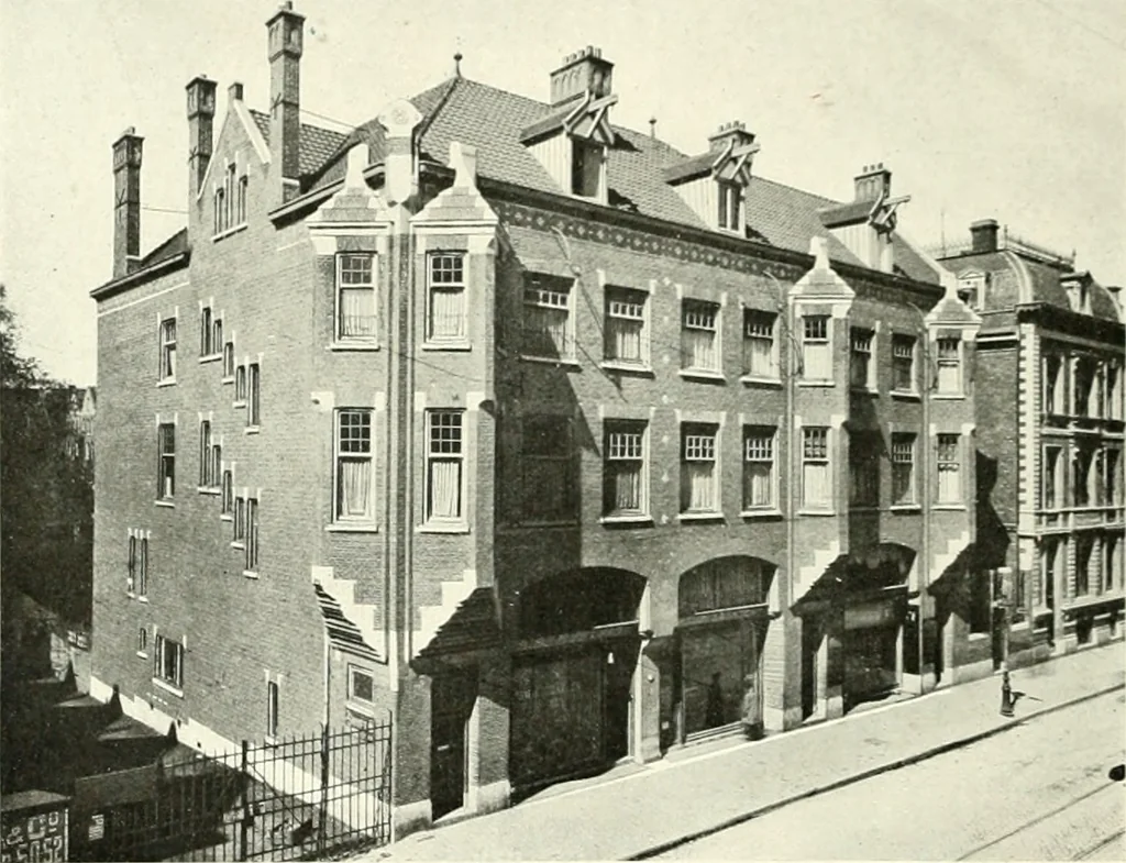 An illustration from Amsterdam et Harlem, 1913, leaf 101