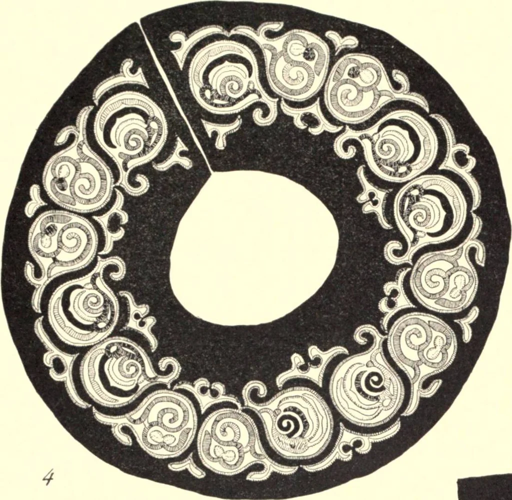 An illustration from The decorative art of the Amur tribes, 1902, leaf 110