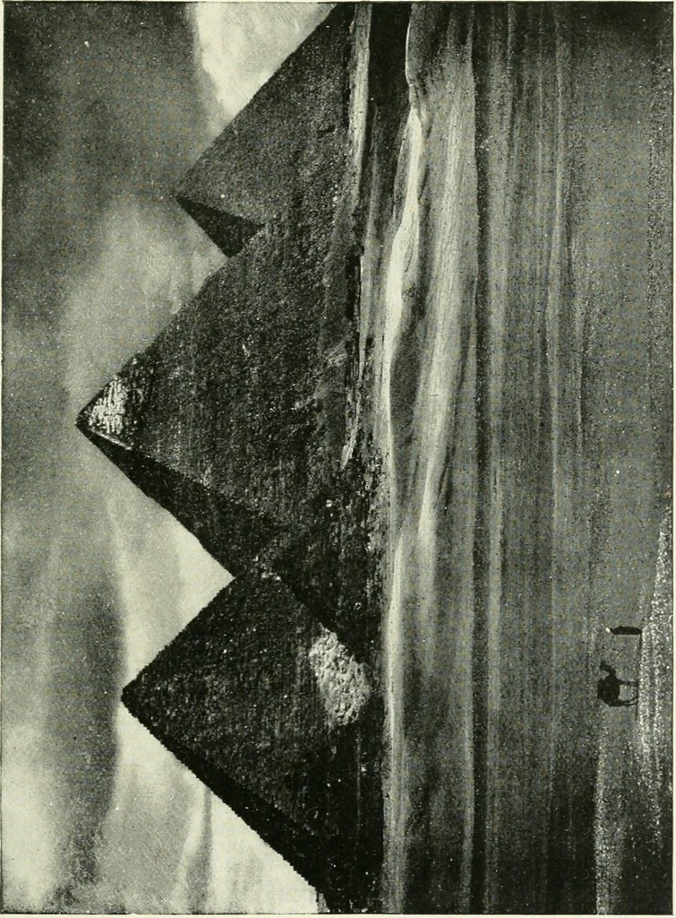 An illustration from Ancient and medieval art : a short history, 1914, leaf 78