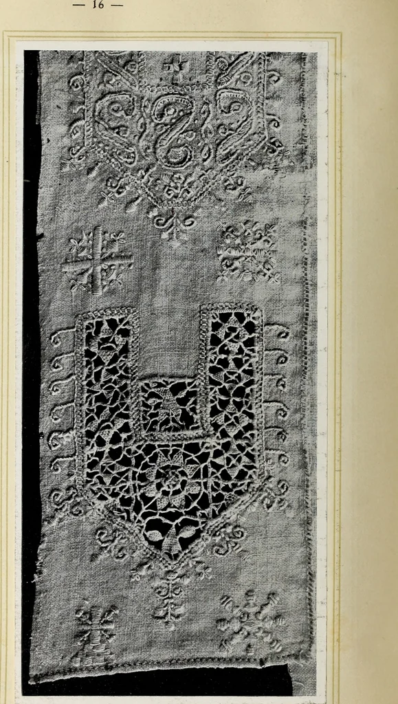An illustration from Antiche trine italiane : trine ad ago, 1908, leaf 159