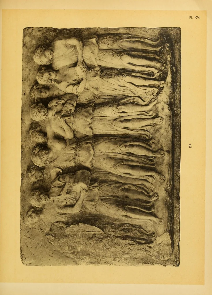 An illustration from Antiquités égyptiennes, grecques & romaines : marbres, bronzes verrerie, céramique, orféverie & objets divers provenant de l'ancienne collection Borelli Bey, appartenent à M. H. dont la vente aura lieu à Paris, Hotel Drouot, les mercredi 11 jeudi 12 et vendredi 13 juin 1913, 1913, leaf 133