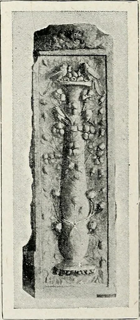 An illustration from Apollo : histoire générale des arts plastiques professée en 1902-1903 à l'École du Louvre, 1907, leaf 101