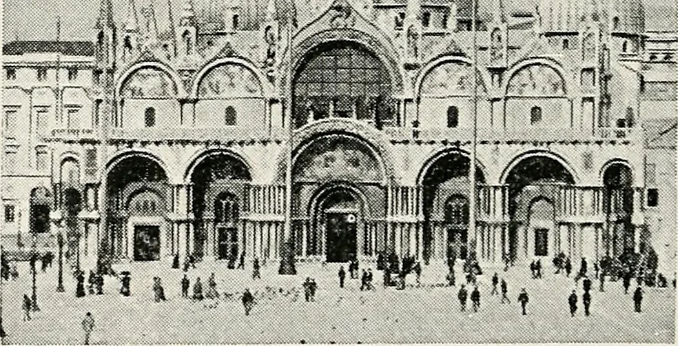 An illustration from Apollo : histoire générale des arts plastiques professée en 1902-1903 à l'École du Louvre, 1907, leaf 113