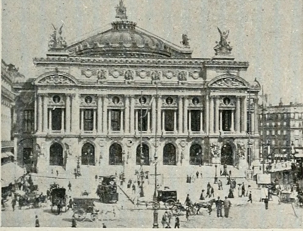 An illustration from Apollo : histoire générale des arts plastiques professée en 1902-1903 à l'École du Louvre, 1907, leaf 150
