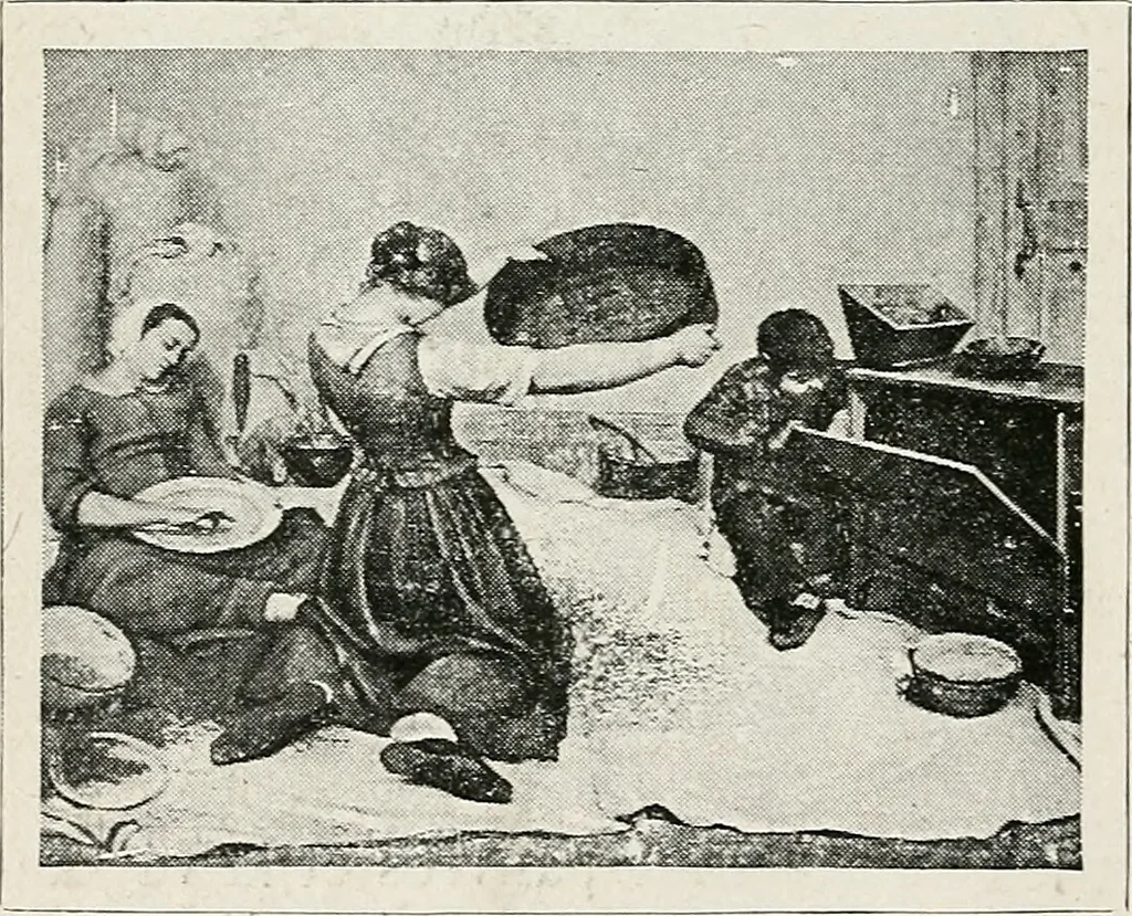 An illustration from Apollo : histoire générale des arts plastiques professée en 1902-1903 à l'École du Louvre, 1907, leaf 315
