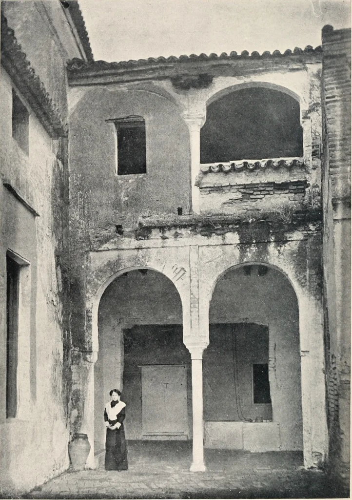 An illustration from Arabic Spain : sidelights on her history and art, 1912, leaf 427