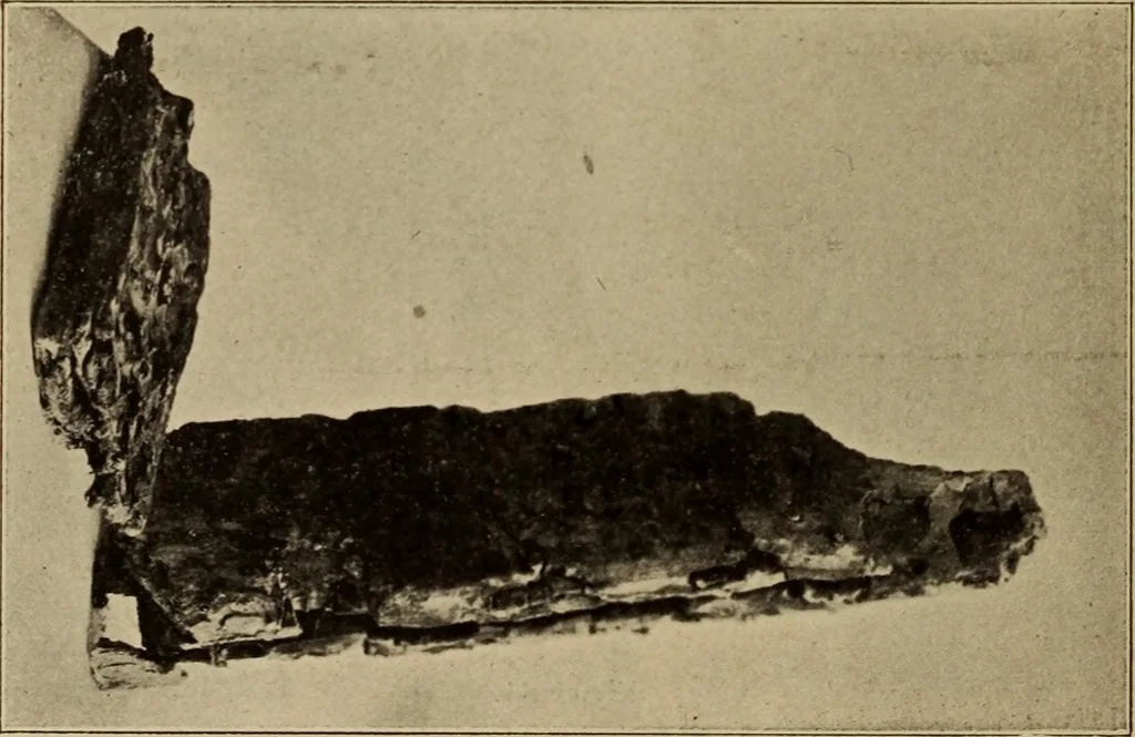 An illustration from Archaiologik ephmeris : ekdidomen hypo ts en Athnais Archaiologiks Hetairias, 1862, leaf 379