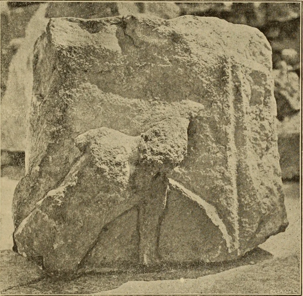 An illustration from Archaiologik ephmeris : ekdidomen hypo ts en Athnais Archaiologiks Hetairias, 1862, leaf 74