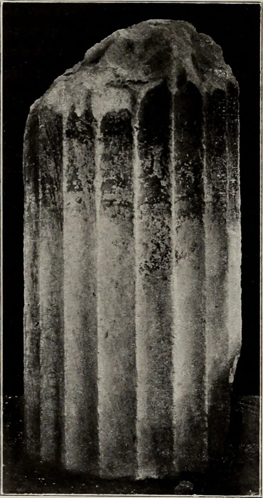 An illustration from Archaiologik ephmeris : ekdidomen hypo ts en Athnais Archaiologiks Hetairias, 1862, leaf 367