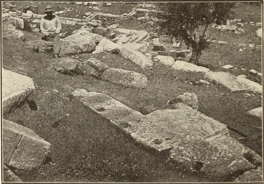 An illustration from Archaiologik ephmeris : ekdidomen hypo ts en Athnais Archaiologiks Hetairias, 1862, leaf 181