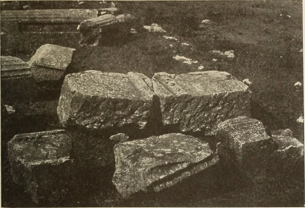 An illustration from Archaiologik ephmeris : ekdidomen hypo ts en Athnais Archaiologiks Hetairias, 1862, leaf 184