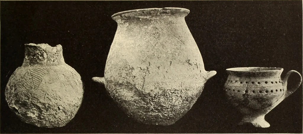 An illustration from Archaiologik ephmeris : ekdidomen hypo ts en Athnais Archaiologiks Hetairias, 1862, leaf 34