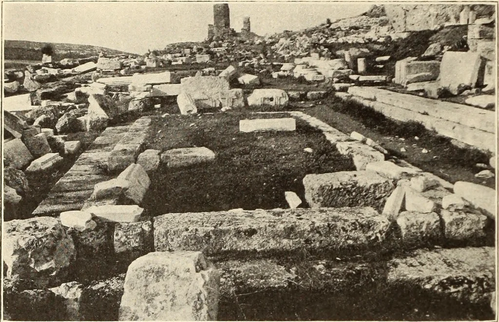 An illustration from Archaiologik ephmeris : ekdidomen hypo ts en Athnais Archaiologiks Hetairias, 1862, leaf 435