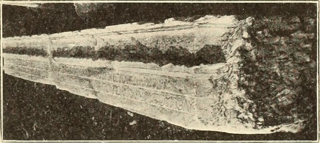 An illustration from Archaiologik ephmeris : ekdidomen hypo ts en Athnais Archaiologiks Hetairias, 1862, leaf 438