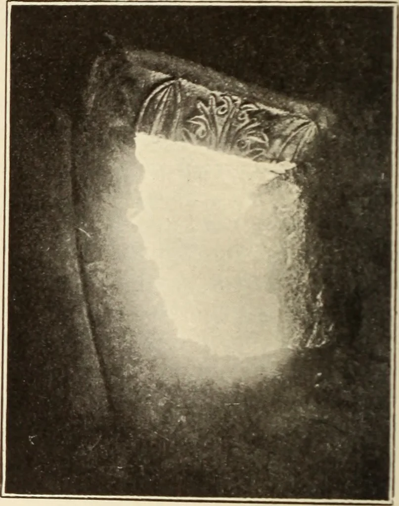 An illustration from Archaiologik ephmeris : ekdidomen hypo ts en Athnais Archaiologiks Hetairias, 1862, leaf 507