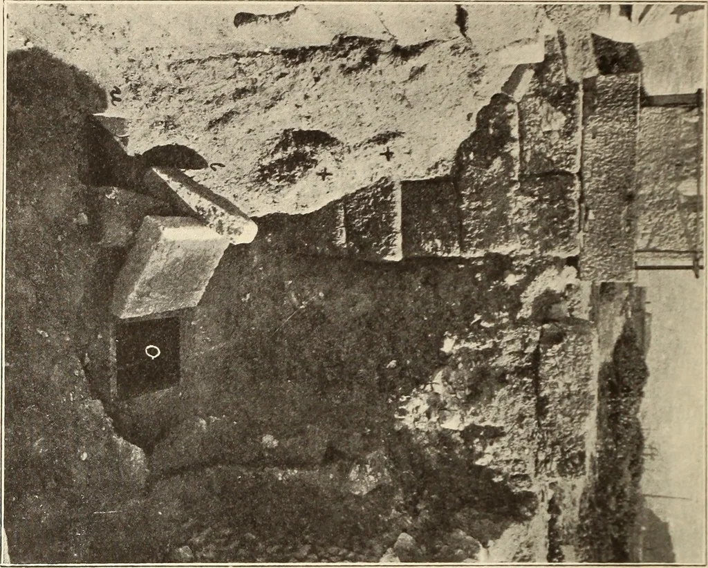 An illustration from Archaiologik ephmeris : ekdidomen hypo ts en Athnais Archaiologiks Hetairias, 1862, leaf 557