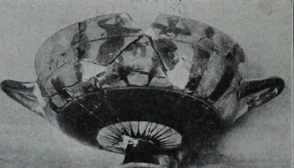 An illustration from Archaiologik ephmeris : ekdidomen hypo ts en Athnais Archaiologiks Hetairias, 1862, leaf 125