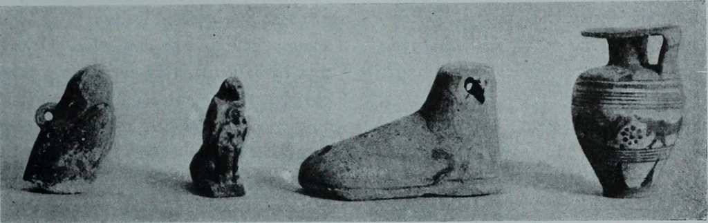 An illustration from Archaiologik ephmeris : ekdidomen hypo ts en Athnais Archaiologiks Hetairias, 1862, leaf 538