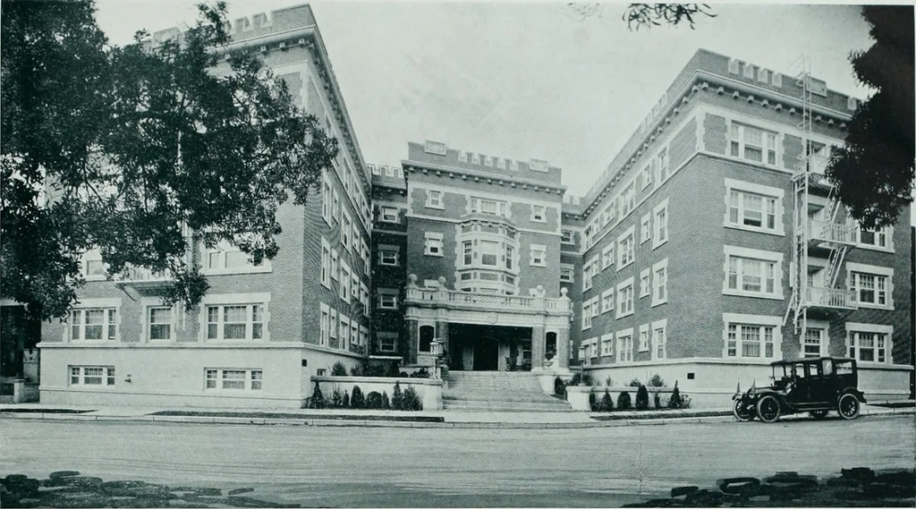 An illustration from The architect, 1915, leaf 10