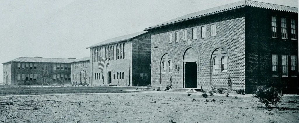An illustration from The architect, 1915, leaf 203