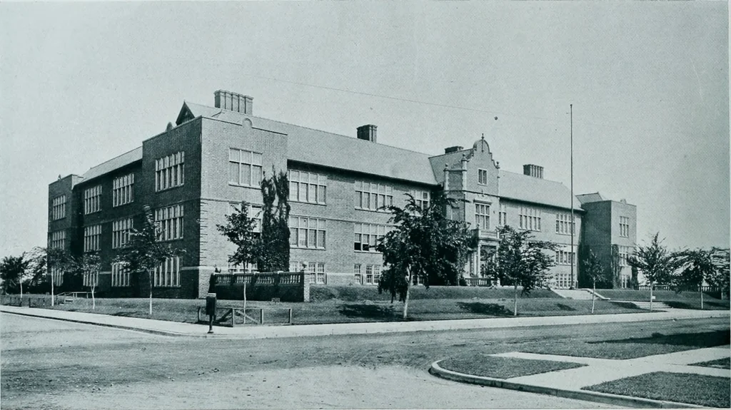 An illustration from The architect, 1915, leaf 243