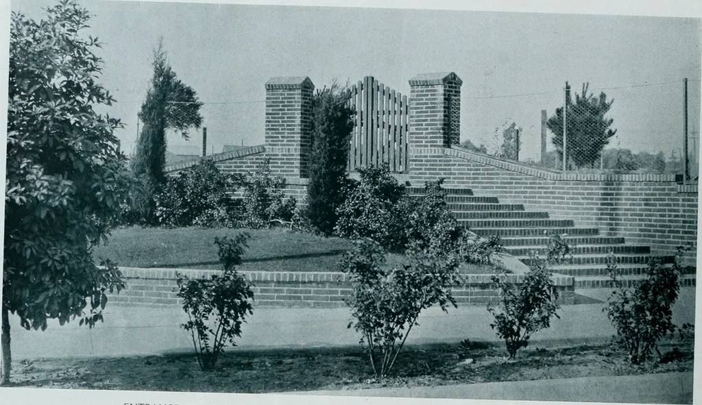 An illustration from The architect, 1915, leaf 245