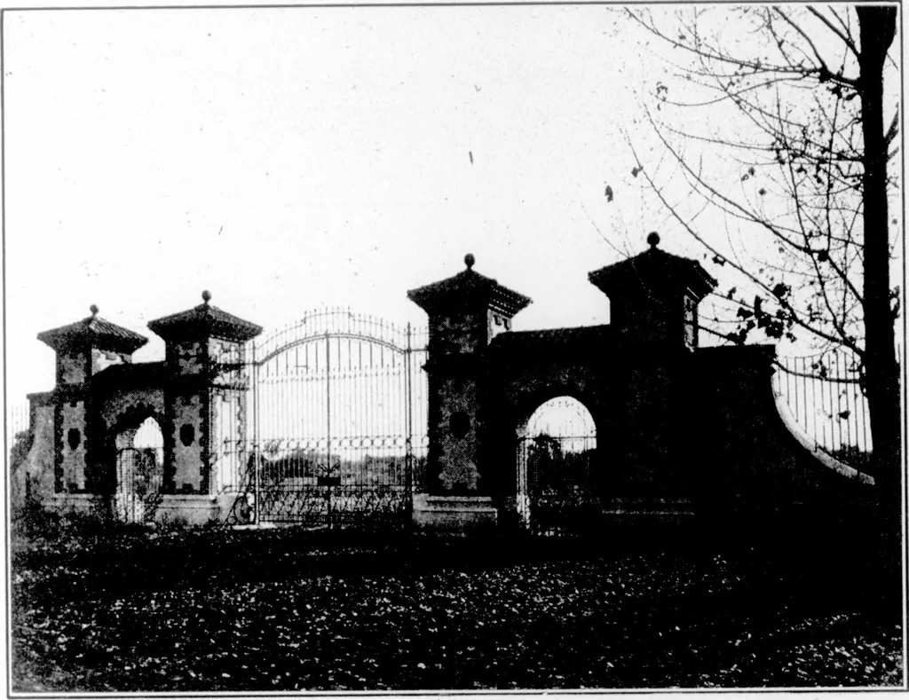 An illustration from The Architect, 1905, leaf 139