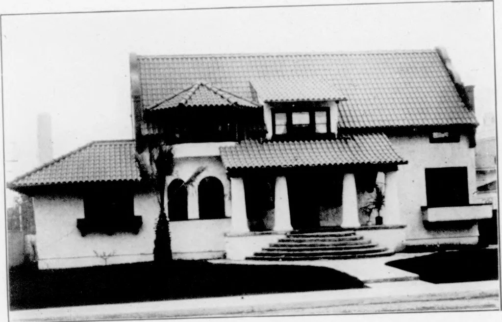 An illustration from The Architect, 1905, leaf 397
