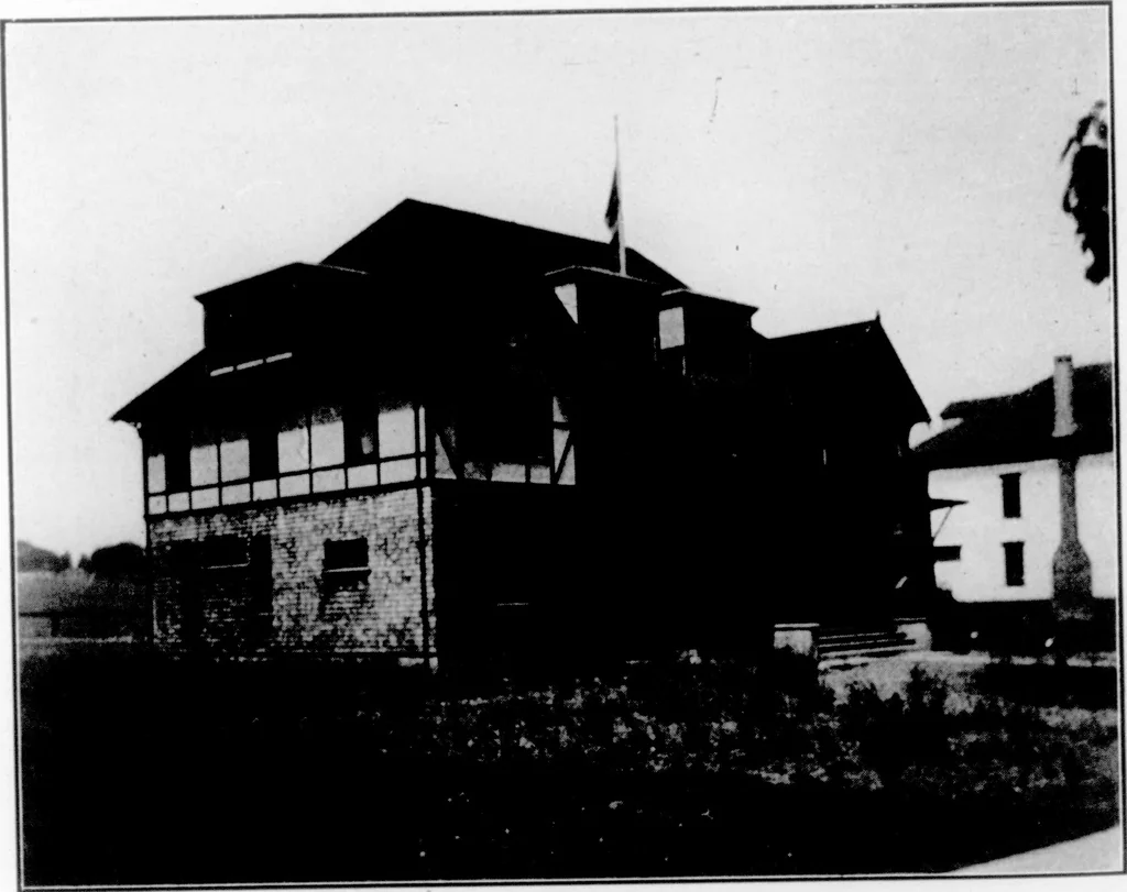 An illustration from The Architect, 1905, leaf 407