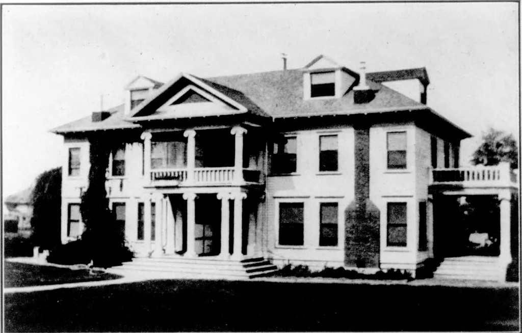 An illustration from The Architect, 1905, leaf 408