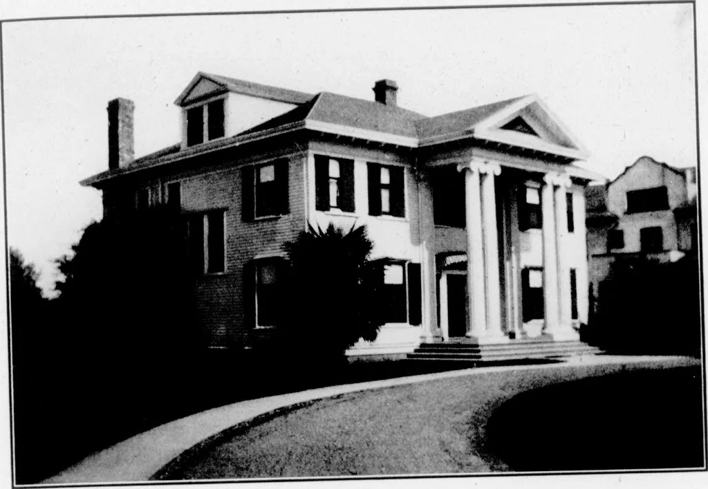 An illustration from The Architect, 1905, leaf 409
