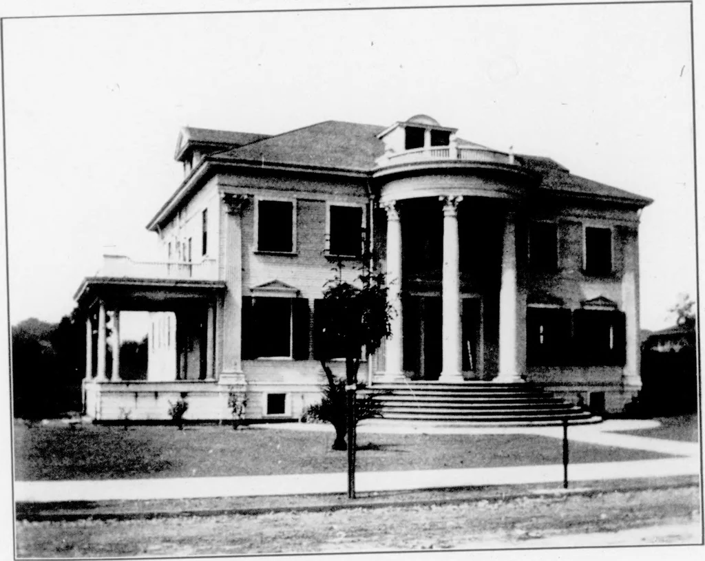 An illustration from The Architect, 1905, leaf 409
