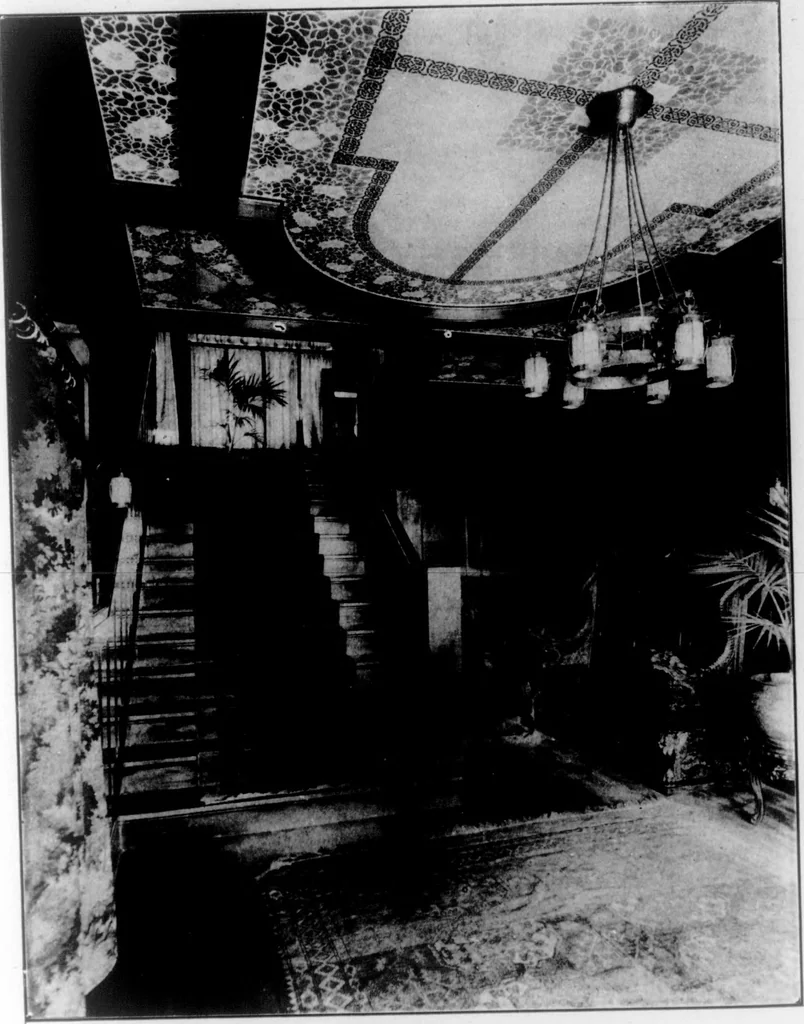 An illustration from The Architect, 1905, leaf 152