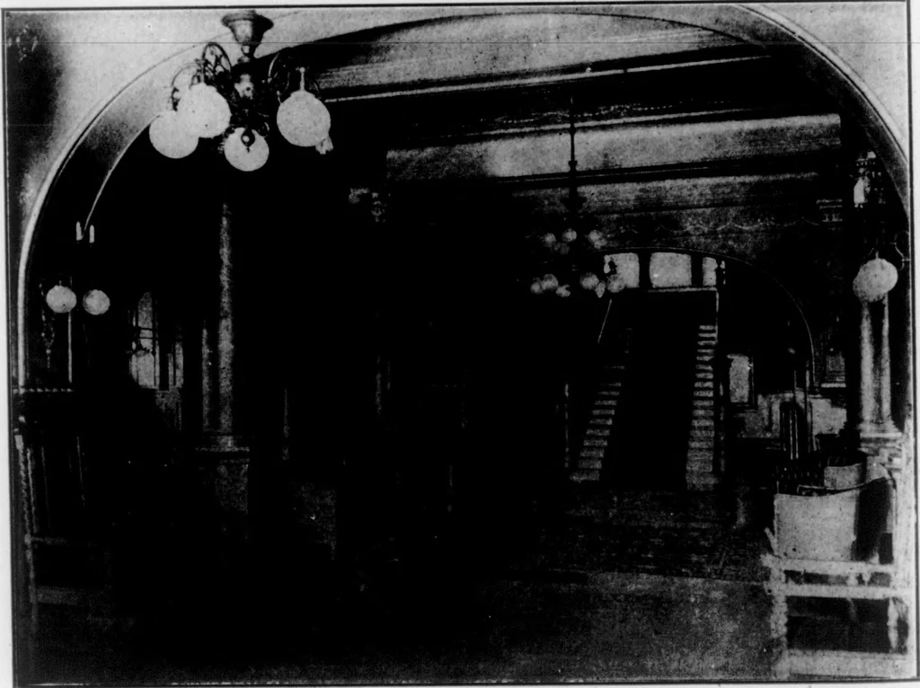 An illustration from The Architect, 1905, leaf 172