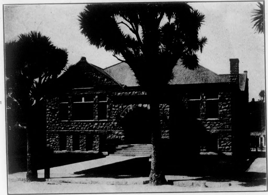 An illustration from The Architect, 1905, leaf 331