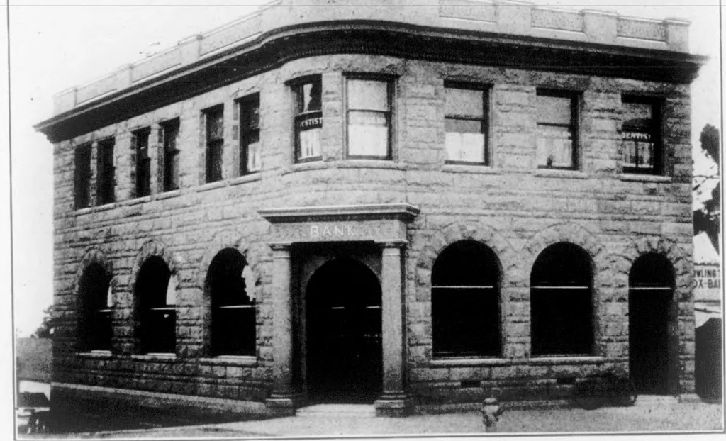 An illustration from The Architect, 1905, leaf 333