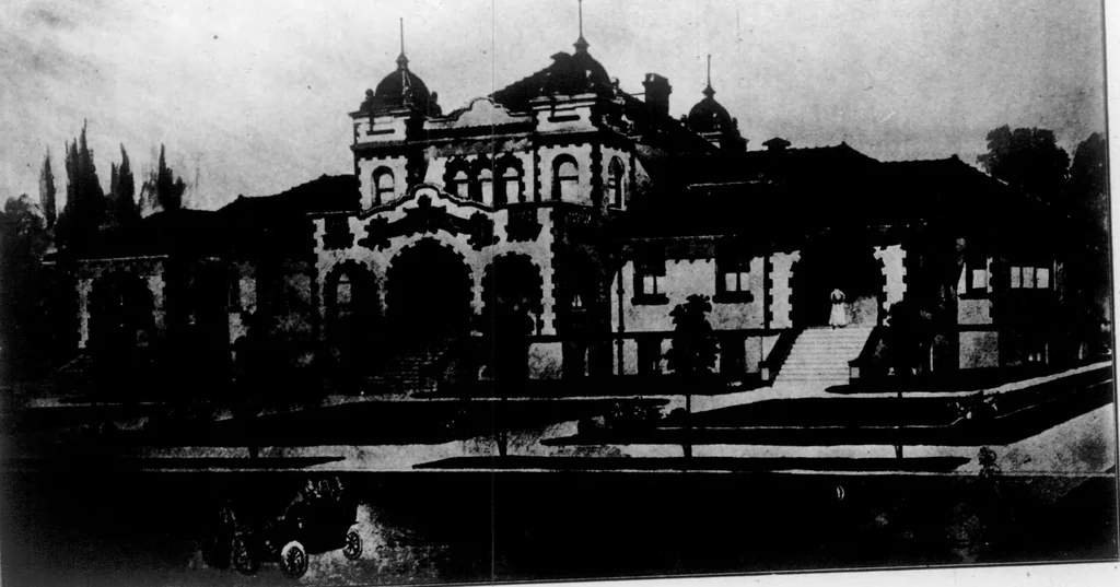 An illustration from The Architect, 1905, leaf 335