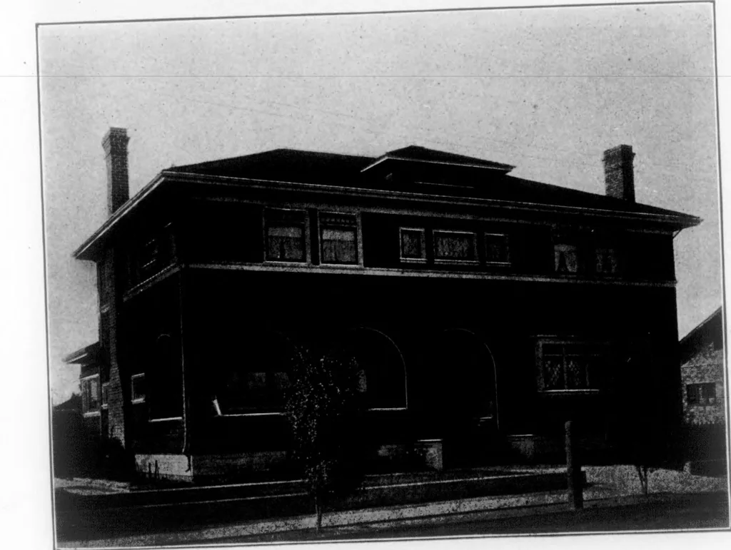 An illustration from The Architect, 1905, leaf 339