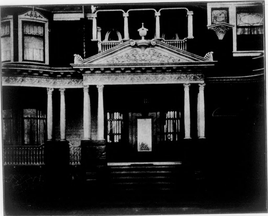 An illustration from The Architect, 1905, leaf 342