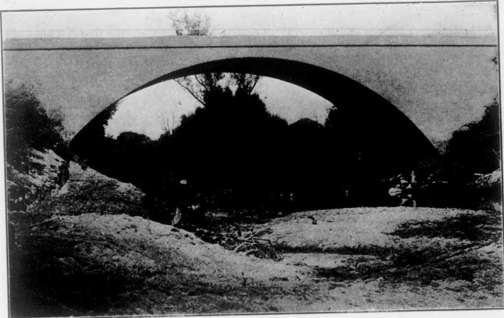 An illustration from The Architect, 1905, leaf 348