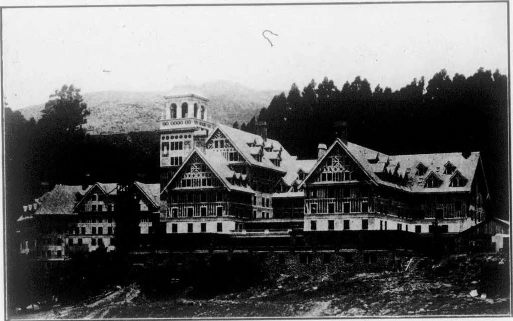 An illustration from The Architect, 1905, leaf 374