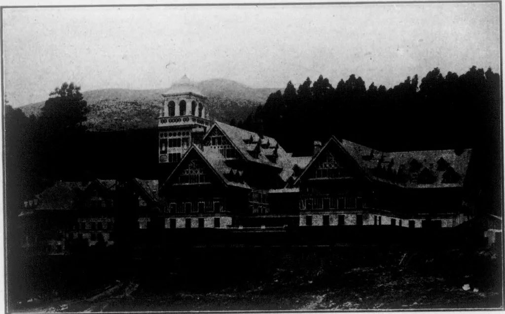 An illustration from The Architect, 1905, leaf 375